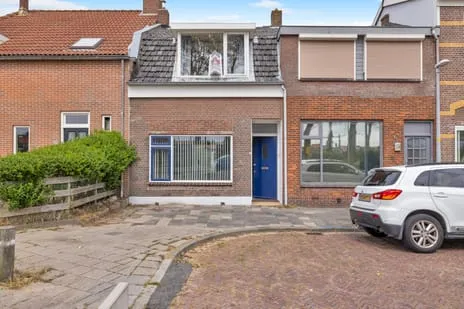 Tussenwoning te koop: Parallelweg 77, Sluisdijk Den Helder