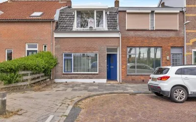 Terraced house for sale: Parallelweg 77, Sluisdijk Den Helder
