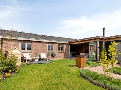Tussenwoning te koop: Parallelweg 8, Verspreide huizen Dodewaard-West Opheusden