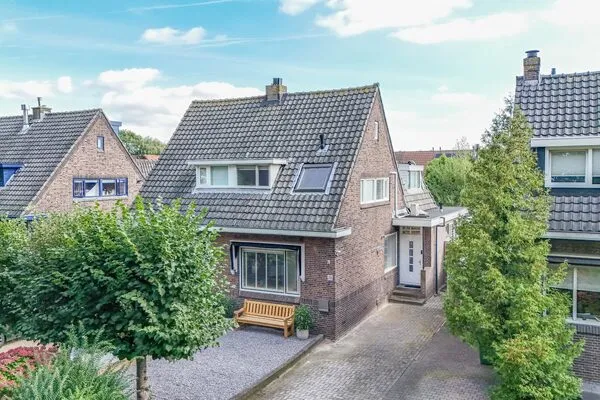 Hoekwoning te koop: Parallelweg-Zuid 75, Nieuwerkerk Aan Den Ijssel