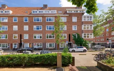 Appartement te koop: Paramariboplein 4-1, Paramariboplein e.o. Amsterdam