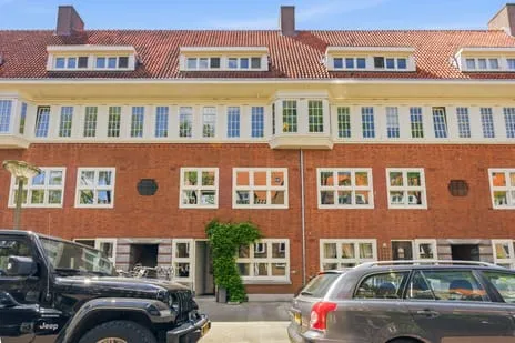 Apartment for sale: Paramaribostraat 99, Paramariboplein e.o. Amsterdam