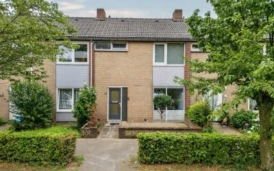 Tussenwoning te koop: Parelduikerstraat 43, Hagerhof-Oost Venlo