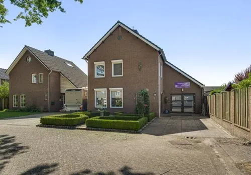 Vrijstaande woning te koop: Park 2, Kern Heythuysen Heythuysen