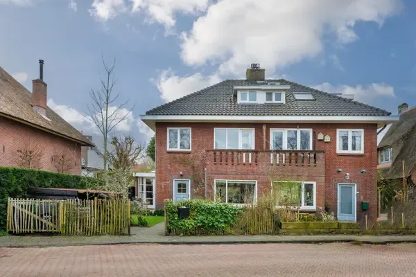 Twee-onder-één-kap te koop: Park Die Leythe 16, Roomburg Leiden