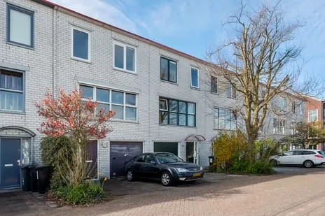 Tussenwoning te koop: Parkhof 81, Reigersbos 1 Amsterdam