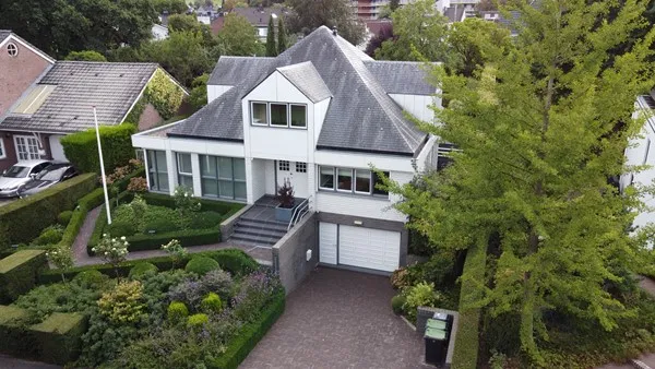 Vrijstaande woning te koop: Parklaan 12, Vaals