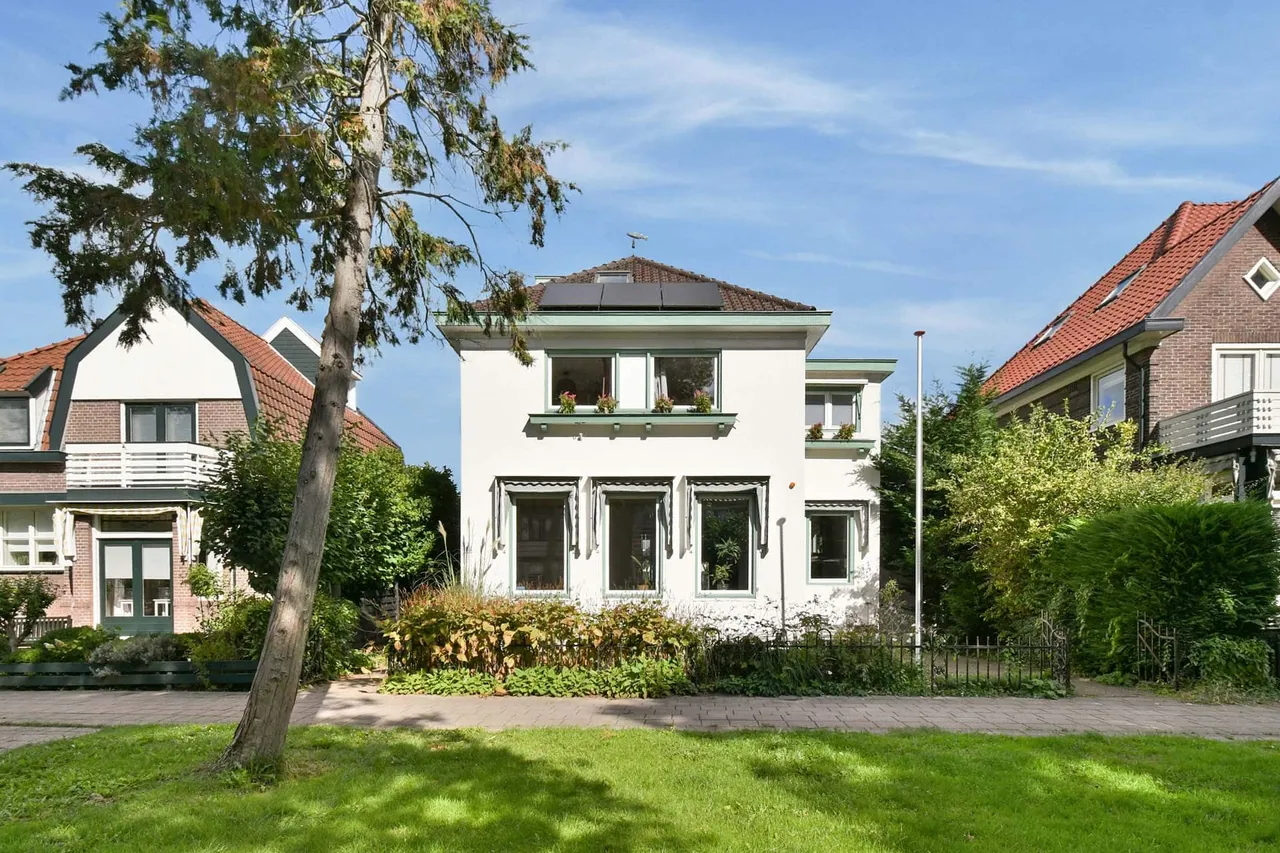 Vrijstaande woning te koop: Parklaan 18, Zaandijk