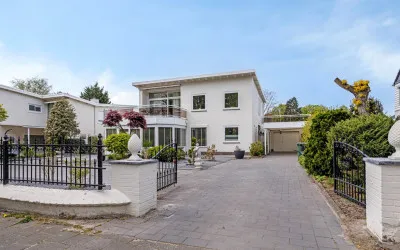 Vrijstaande woning te koop: Parklaan 45, Parklaan-Hoogstraat Roosendaal