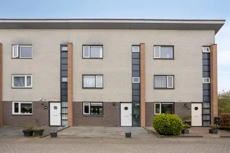 Tussenwoning te koop: Parkstee 221, De Graeffweg en omgeving Purmerend