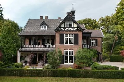 Twee-onder-één-kap te koop: Parkweg 1, Bloemendaal Bloemendaal