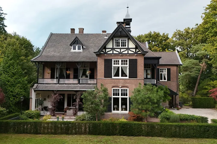 Vrijstaande woning te koop: Parkweg 1, Bloemendaal Bloemendaal