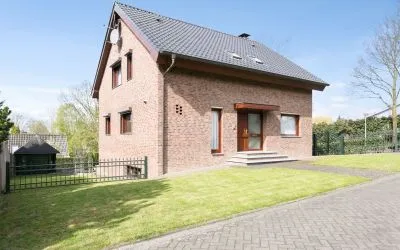 Vrijstaande woning te koop: Parmentierstraat 42, Douve Weien Heerlen