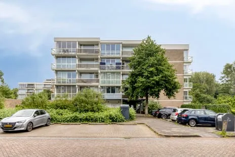 Apartment for sale: Parnassiaveld 51, Duivendrecht Duivendrecht