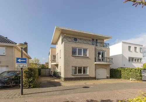 Vrijstaande woning te koop: Parosstraat 6, De Aker-Oost Amsterdam