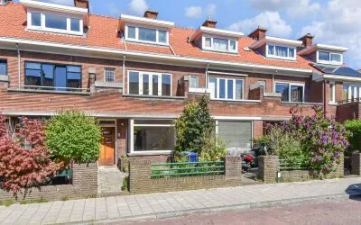 Tussenwoning te koop: Parsifalstraat 11, Componistenbuurt 'S-Gravenhage