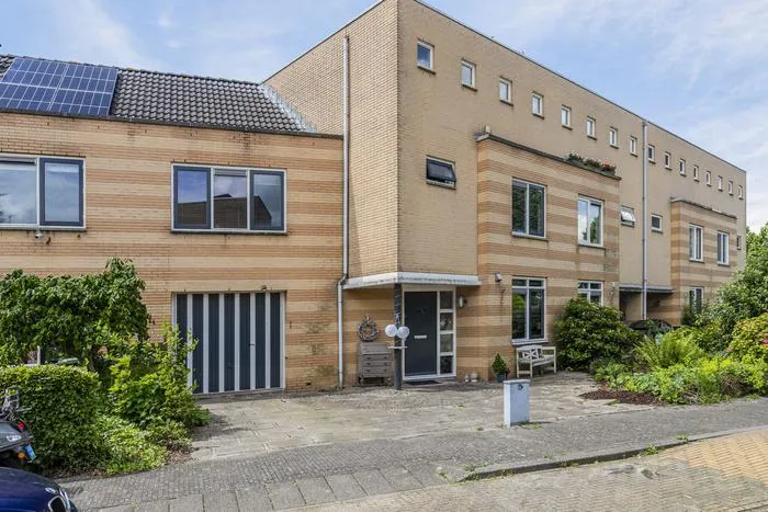 Tussenwoning te koop: Passaat 53, Derde woonwijk Zeewolde