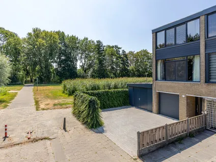 Hoekwoning te koop: Passiebloem 43, Ommoord Rotterdam