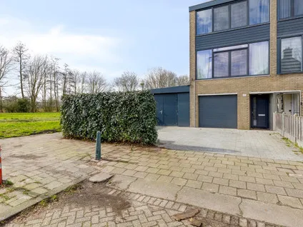 Hoekwoning te koop: Passiebloem 43, Ommoord Rotterdam