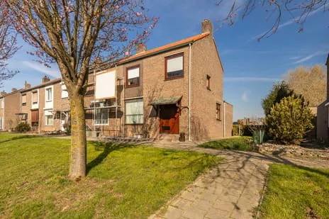 Hoekwoning te koop: Past Daemenstraat 27, Elsloo Elsloo (Li)