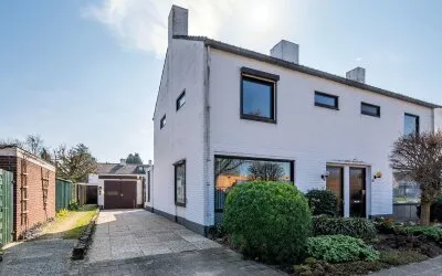 Twee-onder-één-kap te koop: Past Tijssenstraat 23, Reuvelt Grubbenvorst
