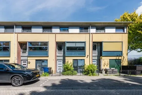 Tussenwoning te koop: Pastelstraat 128, Almere
