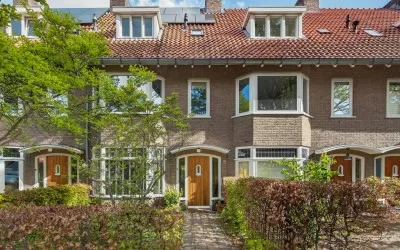 Tussenwoning te koop: Pasteurlaan 46, Eikenburg Eindhoven