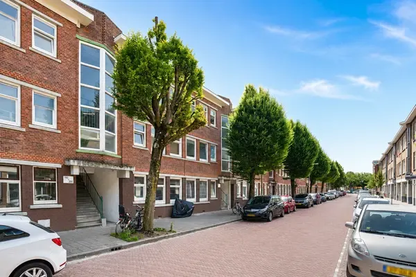 Apartment for sale: Pasteurstraat 198, Noordpolderbuurt 'S-Gravenhage