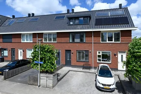 Tussenwoning te koop: Pastoor C. Vasselaan 9, Meerwijk De Kwakel