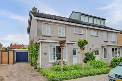 Semi-detached for sale: Pastoor de Beeckstraat 19, Geestelijken Goirle