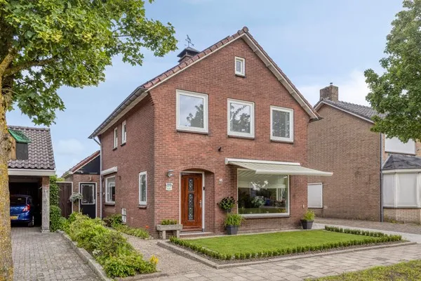Vrijstaande woning te koop: Pastoor Knuifstraat 5, Noord Deurningen kern Denekamp