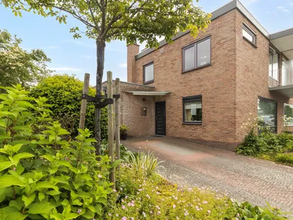 Corner house for sale: Pastoor Nicolaus De Reimsstraat 40, Meerssen Meerssen