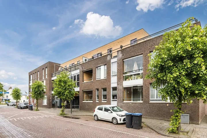 Appartement te koop: Pastoor van Beugenstraat 100, omg. Petrus Kerk Oisterwijk