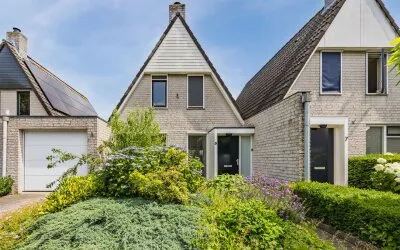Terraced house for sale: Pastoor van Dijkplein 5, Strijpakkers-Laars Gilze