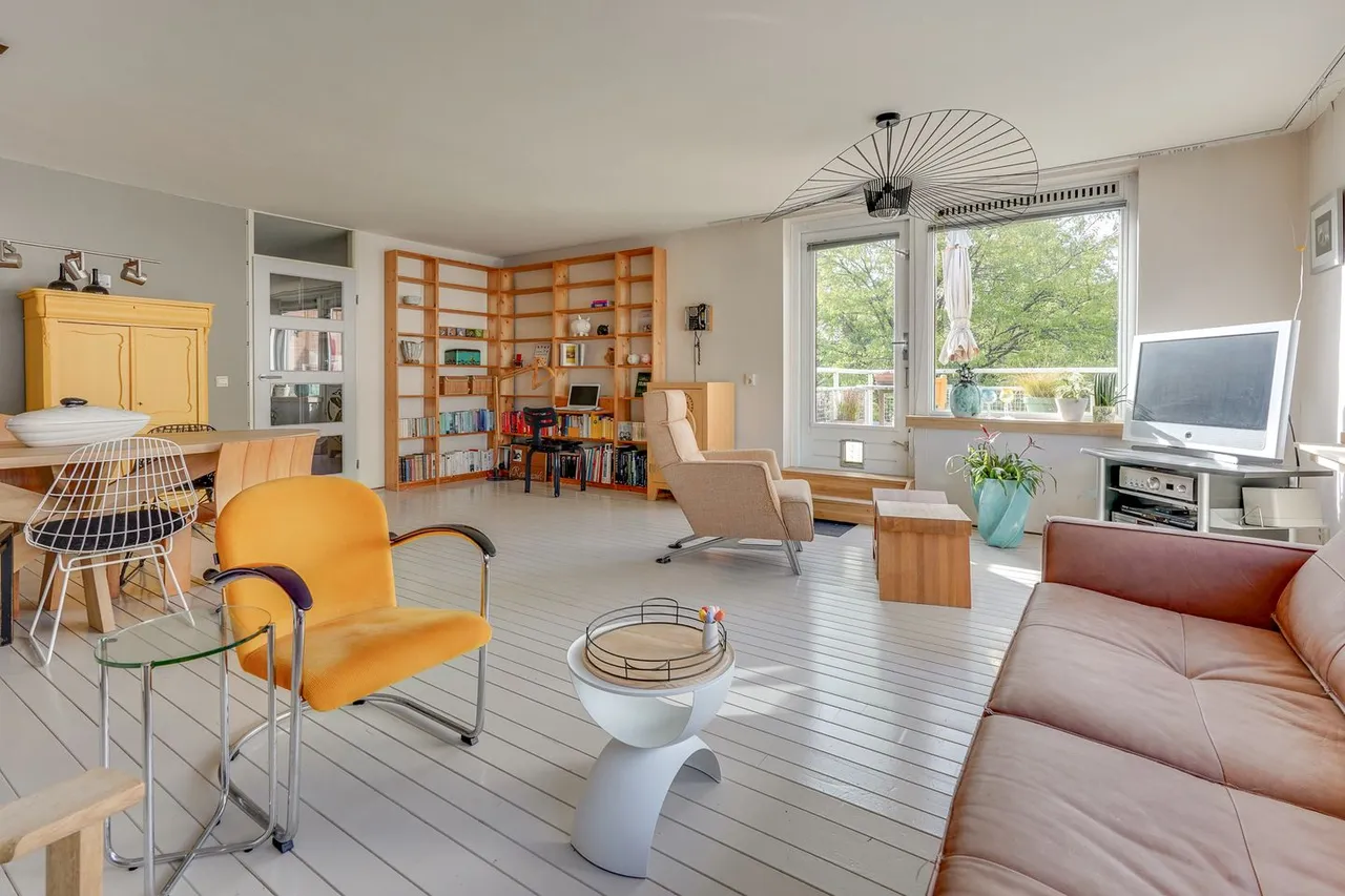 Appartement te koop: Pastoor van Nuenenstraat 18, Utrecht