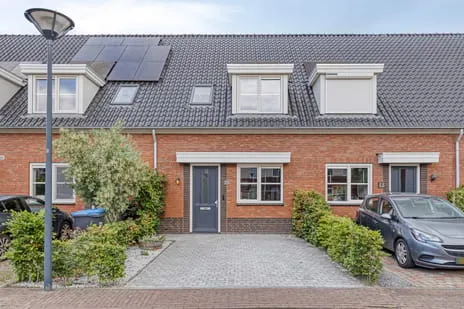 Terraced house for sale: Pastoor Vereeptstraat 24, Dommelen Valkenswaard