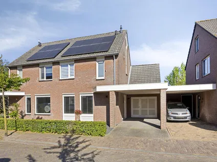Tussenwoning te koop: Pastoor Bartenstraat 14, Herpen Herpen