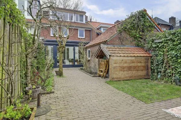 Tussenwoning te koop: Pastoor Boelenslaan 6, De Meern