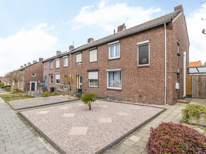 Hoekwoning te koop: Pastoor Brounsstraat 31, Schinveld Schinveld