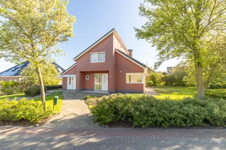 Vrijstaande woning te koop: Pastoor Coendershôf 3, Bakhuizen