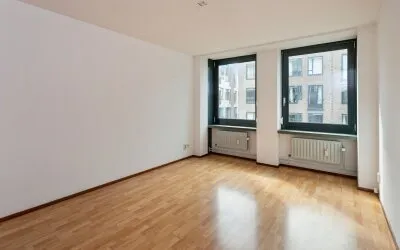 Studio te koop: Pastoor de Kroonstraat 295A, Binnenstad centrum 'S-Hertogenbosch
