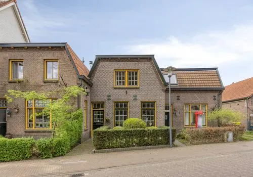 Tussenwoning te koop: Pastoor de Winterstraat 22, Kerkakkers Mierlo