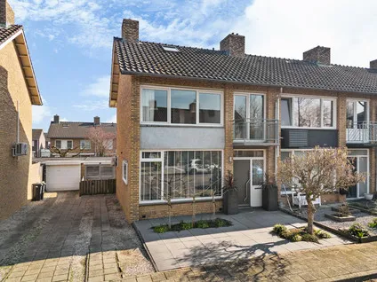 Hoekwoning te koop: Pastoor Drehmannsstraat 35, Herten