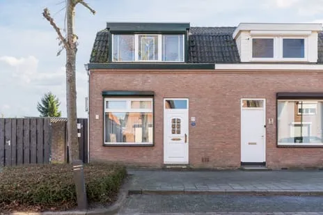 Hoekwoning te koop: Pastoor Gillisstraat 77, Schildersbuurt Rijen