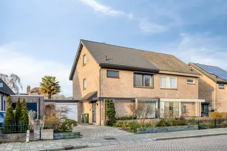 Tussenwoning te koop: Pastoor Graatweg 39, Millingen aan de Rijn-West Millingen Aan De Rijn