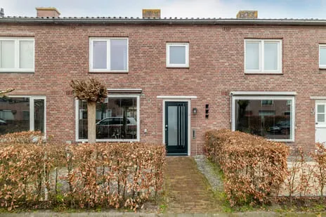Tussenwoning te koop: Pastoor Lemmensstraat 7, Ulvenhout (Gem. Breda)