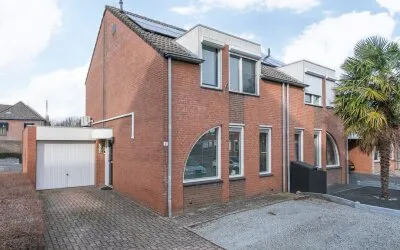 Hoekwoning te koop: Pastoor Moonenhof 8, Hofpoel Brunssum