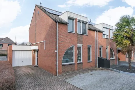 Hoekwoning te koop: Pastoor Moonenhof 8, Hofpoel Brunssum