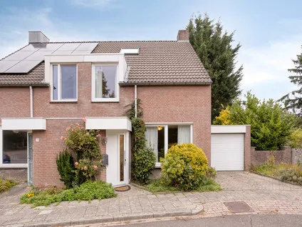 Hoekwoning te koop: Pastoor Prickaertsstraat 5, Vaals Vaals