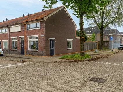 Hoekwoning te koop: Pastoor Schutjesstraat 98, Hoefstraat Noord Tilburg